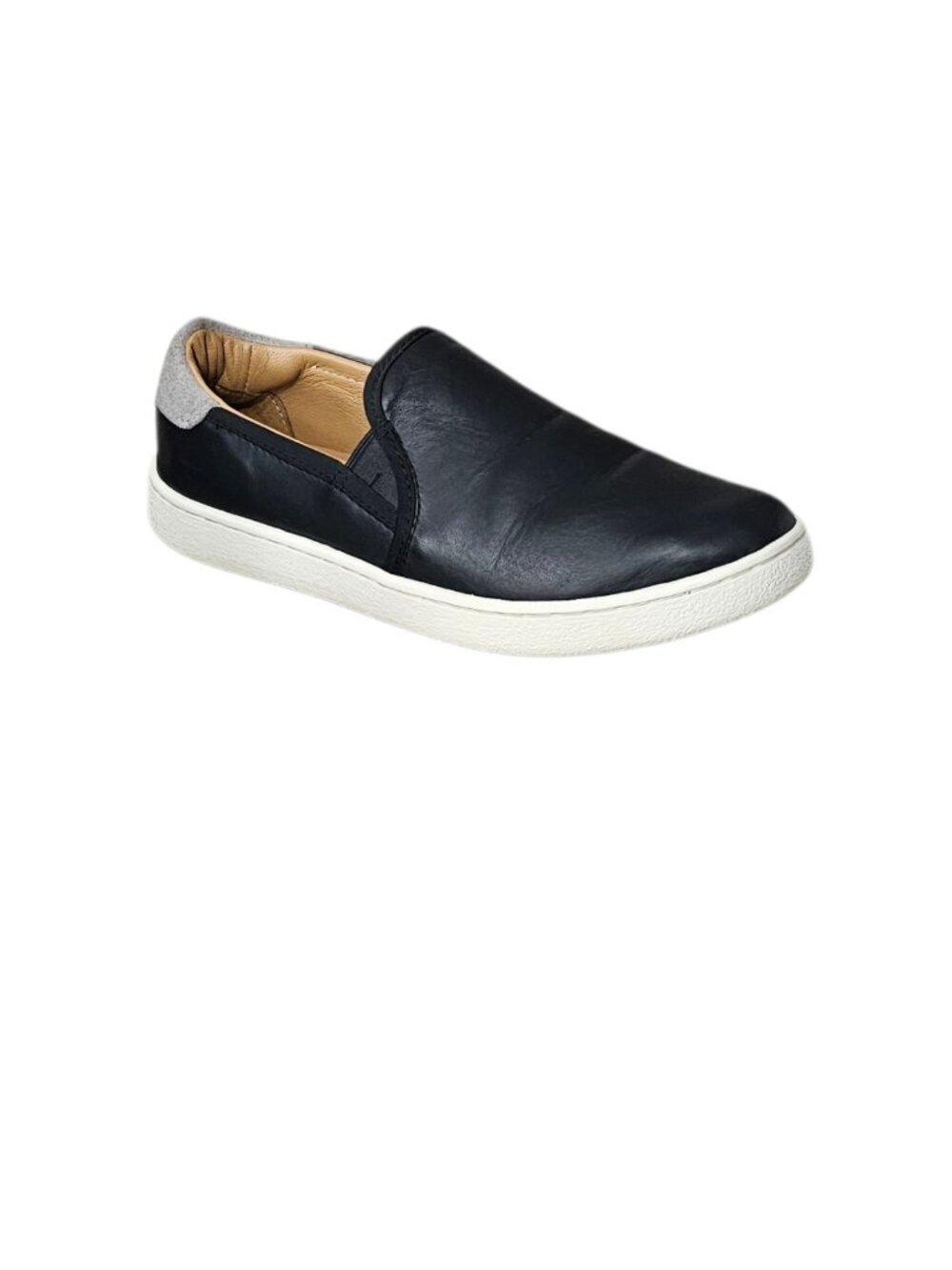 UGG Cas Black Leather Slip On Flat Sneakers Shoes Low Profile Size 7 - Picture 2 of 8